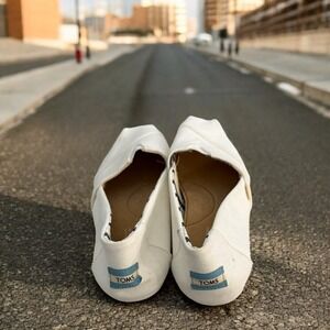 Toms White Canvas Flats